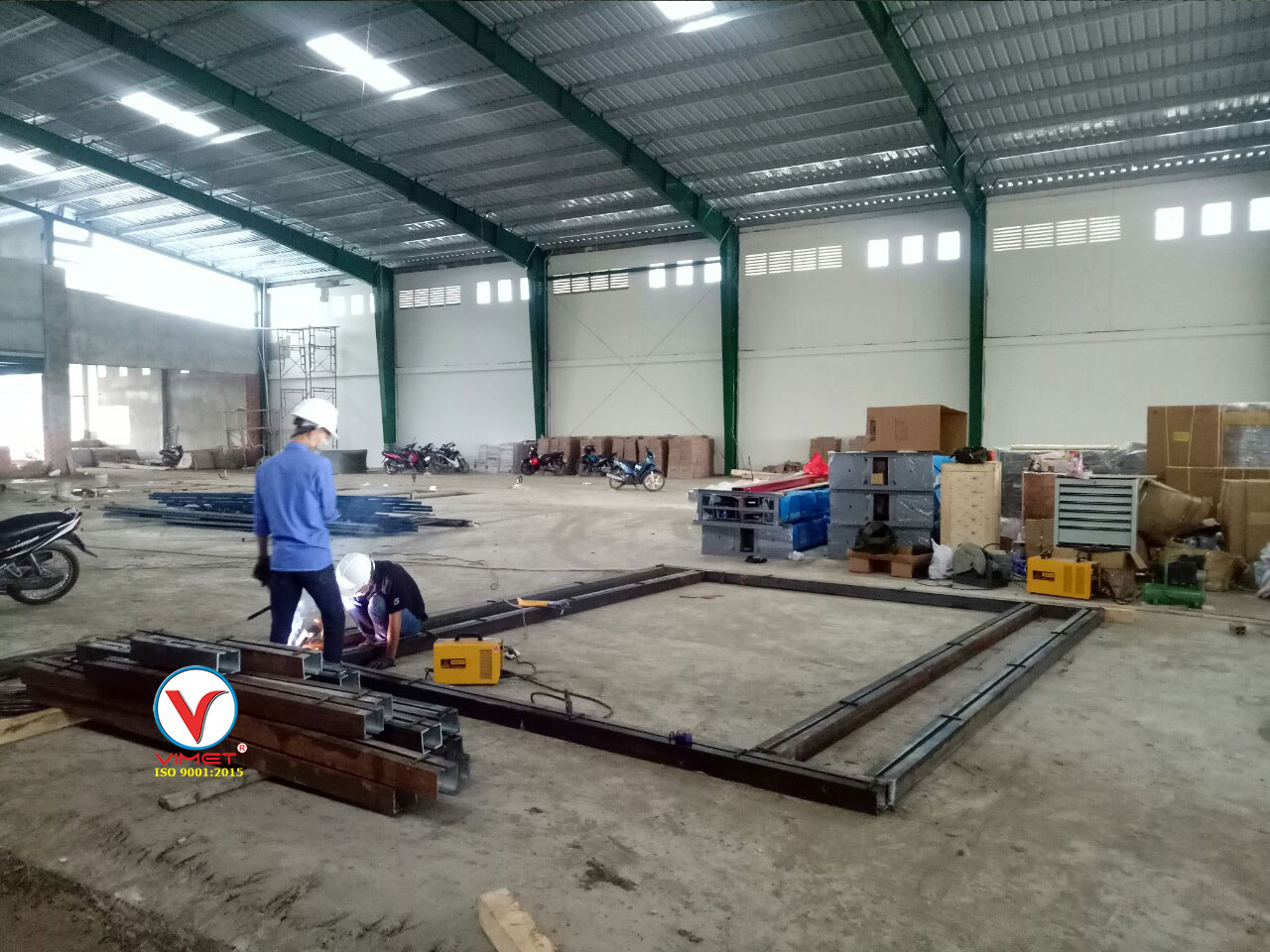 Bộ ray âm sàn dùng cho dụng cụ kéo nắn khung xe VRAS0001