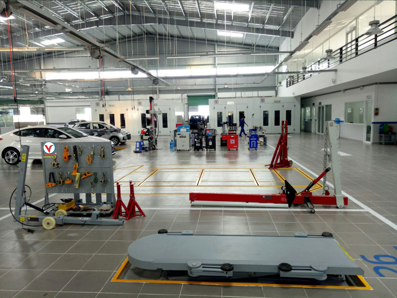 Bộ ray âm sàn dùng cho dụng cụ kéo nắn khung xe VRAS0001